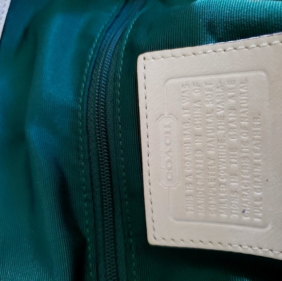 Coach pebbled leather satchel - Picture 4 of 8